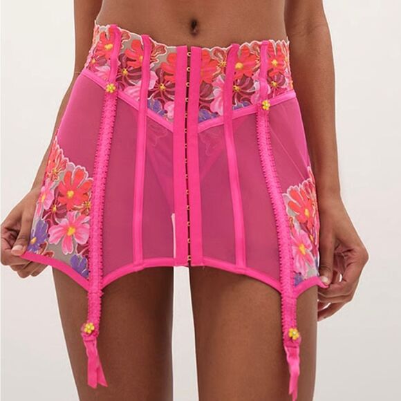 1187 NWT For Love And Lemons Anemone Floral Garter Skirt - Picture 1 of 8